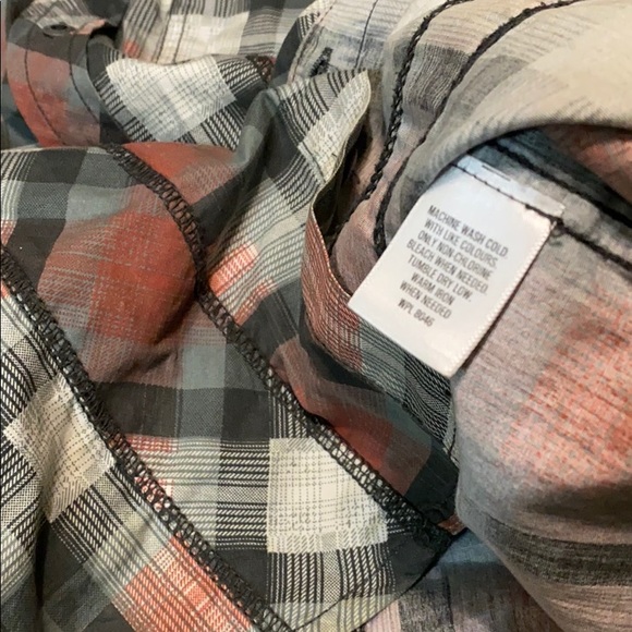 Bar III long sleeve button down. - Picture 3 of 3